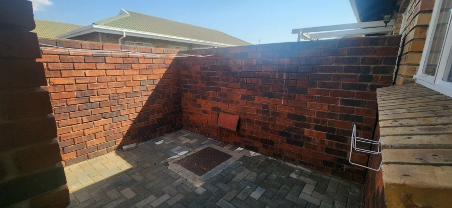 To Let 2 Bedroom Property for Rent in Willows Free State